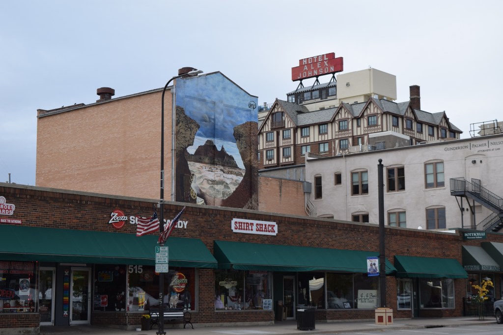 Inverse Correlations and Escaping&nbsp;Cats