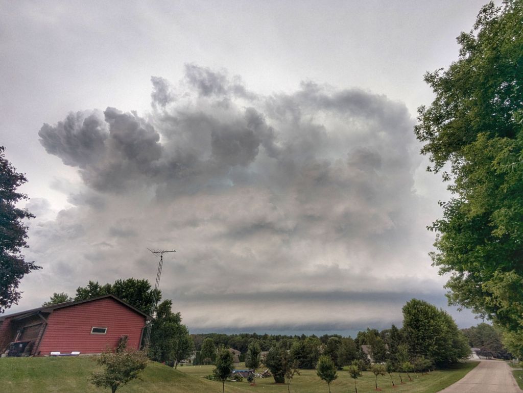 Laissez-faire, lawn chair, electric&nbsp;air.