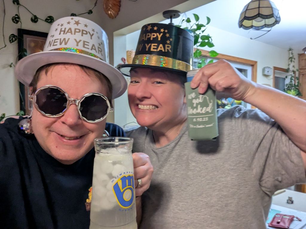 Righty tighty, lefty&nbsp;lunacy.